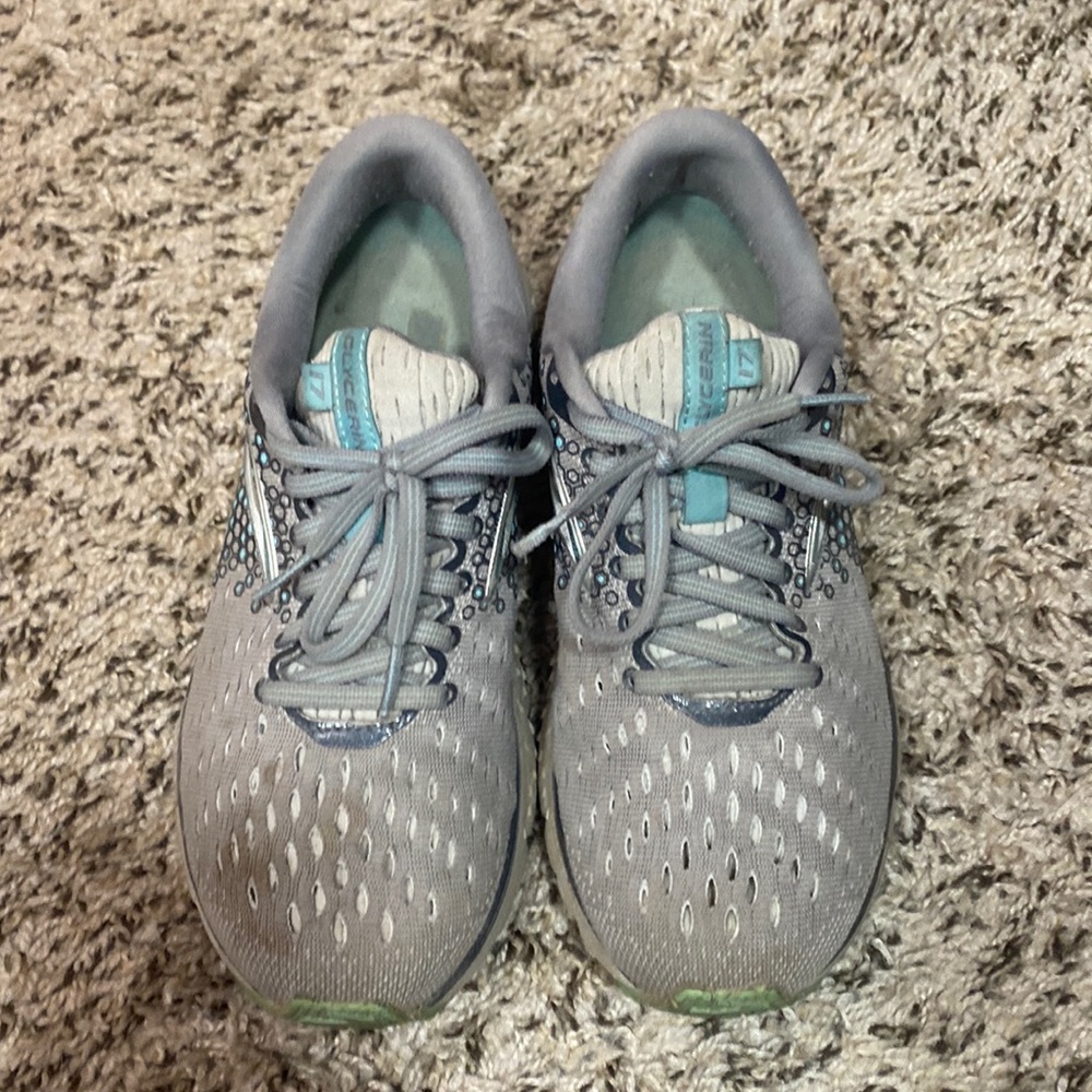 Brooks Womens Glycerin 17 1202831B070 Gray Mint Running Shoes Lace Up Size 6.5